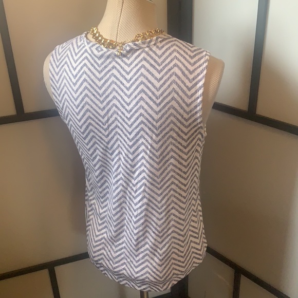 ATHLETA Blue White Hi-Lo Tank Top Size Medium - Picture 5 of 9